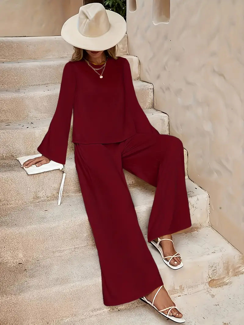 Completo Donna con Pantaloni Larghi e Maglia a Maniche Lunghe – Stile Loose