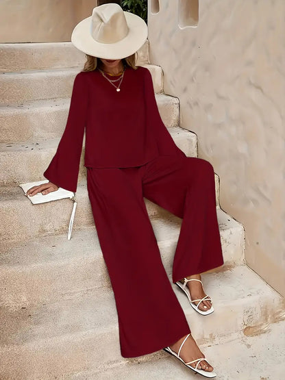 Completo Donna con Pantaloni Larghi e Maglia a Maniche Lunghe – Stile Loose