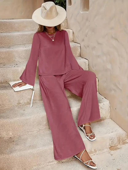 Completo Donna con Pantaloni Larghi e Maglia a Maniche Lunghe – Stile Loose